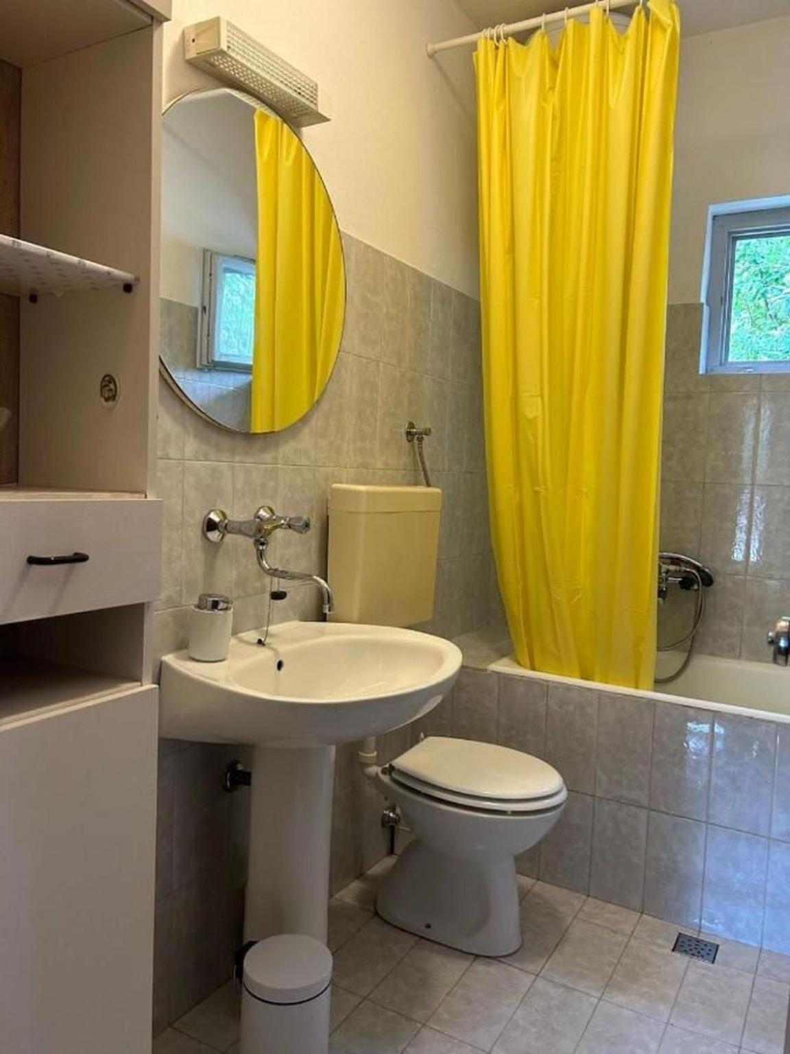 Apartments Matkov - Quite And Peaceful Location Jelsa  Zewnętrze zdjęcie