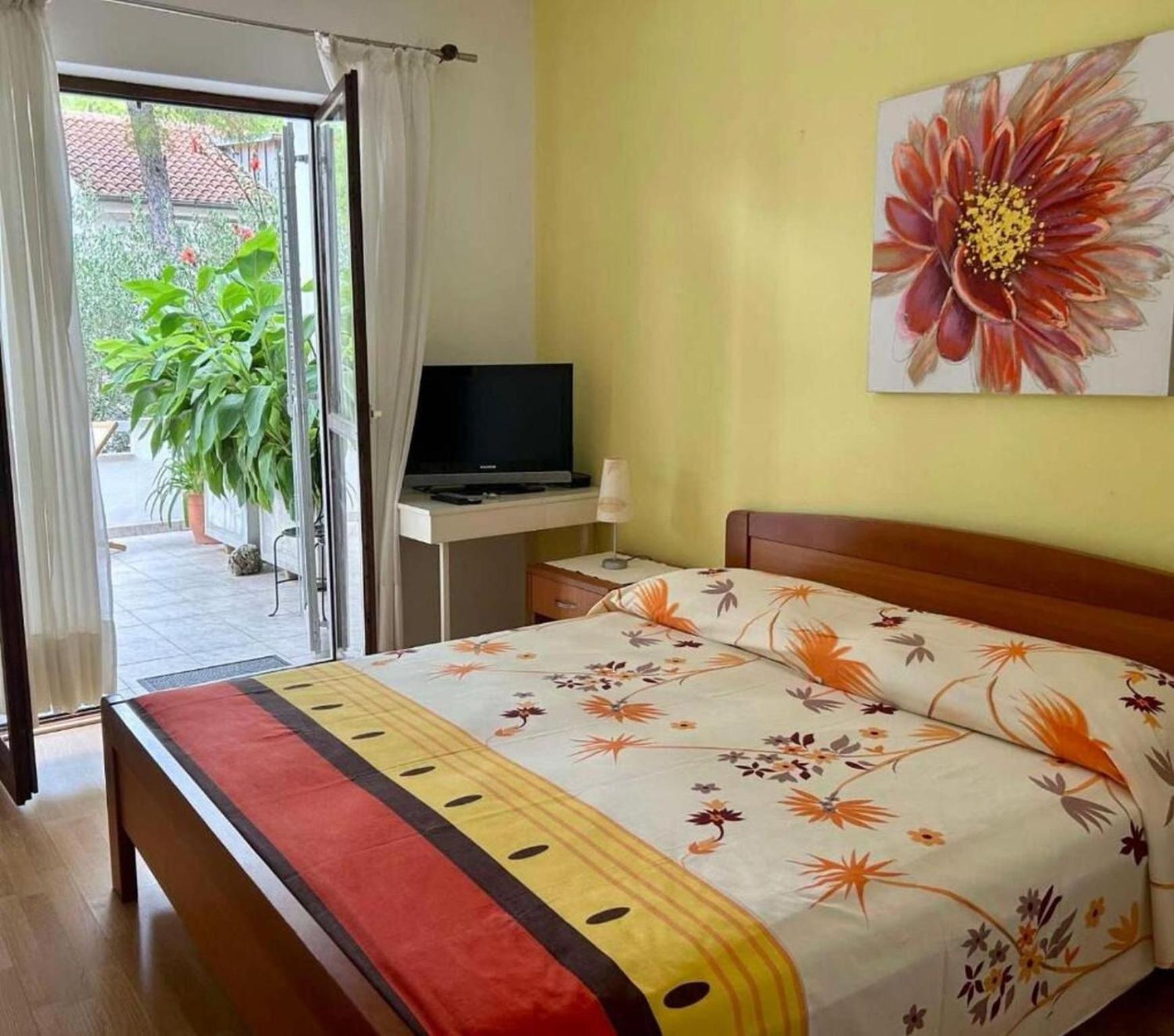 Apartments Matkov - Quite And Peaceful Location Jelsa  Zewnętrze zdjęcie